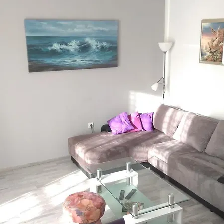 Laura Apartment