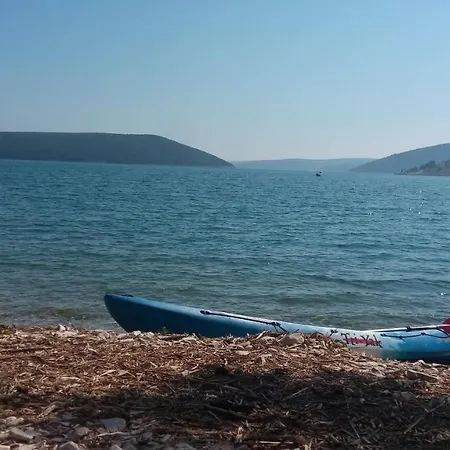Διαμέρισμα Laura *
